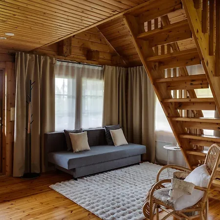 Tennihovi I Wood-fired Sauna - Finnish Kota Chalet