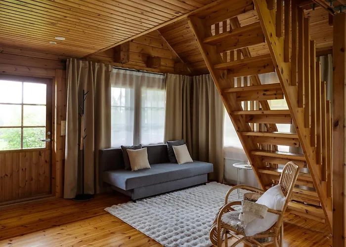 Tennihovi Hosted By Hygge Host 木屋