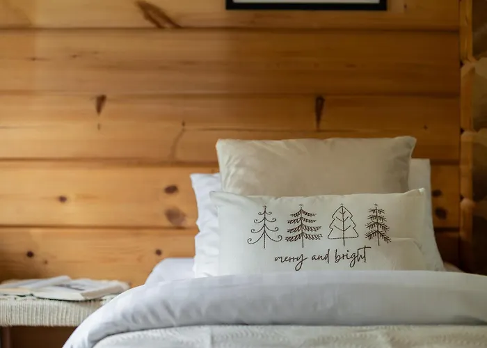 Tennihovi Hosted By Hygge Host 木屋